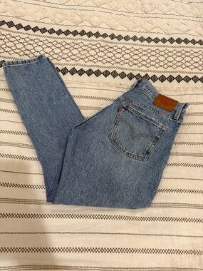 Levi's Women’s 501 S Jeans. Button Fly. Size 27